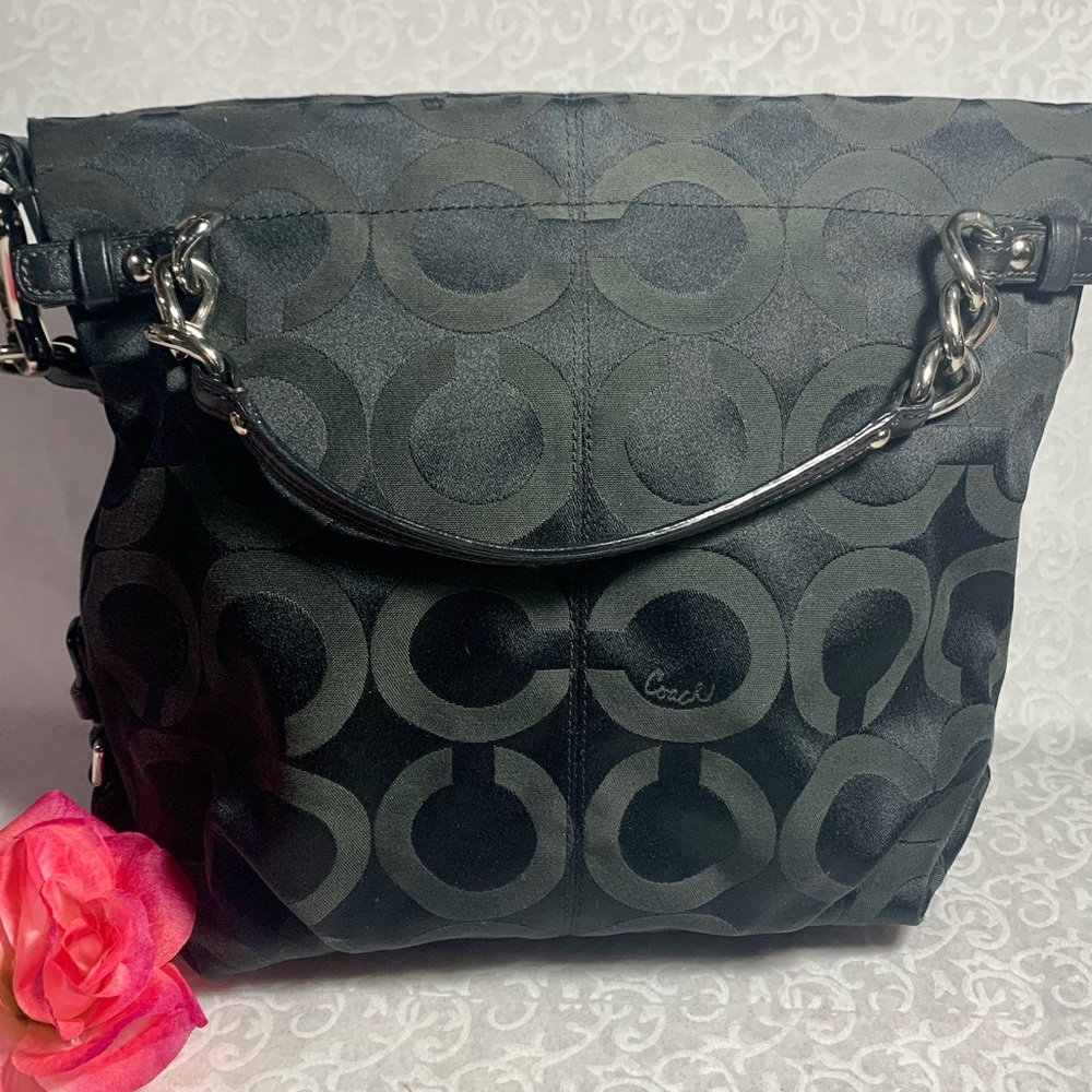 🖤 COACH 🖤 BLACK MONOGRAM CANVAS SHOULDER BAG